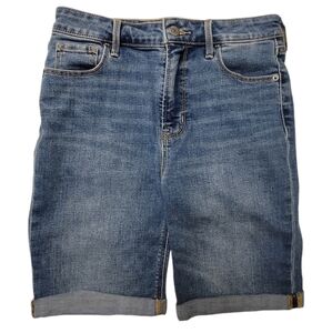 Old Navy Bermuda High Rise Shorts